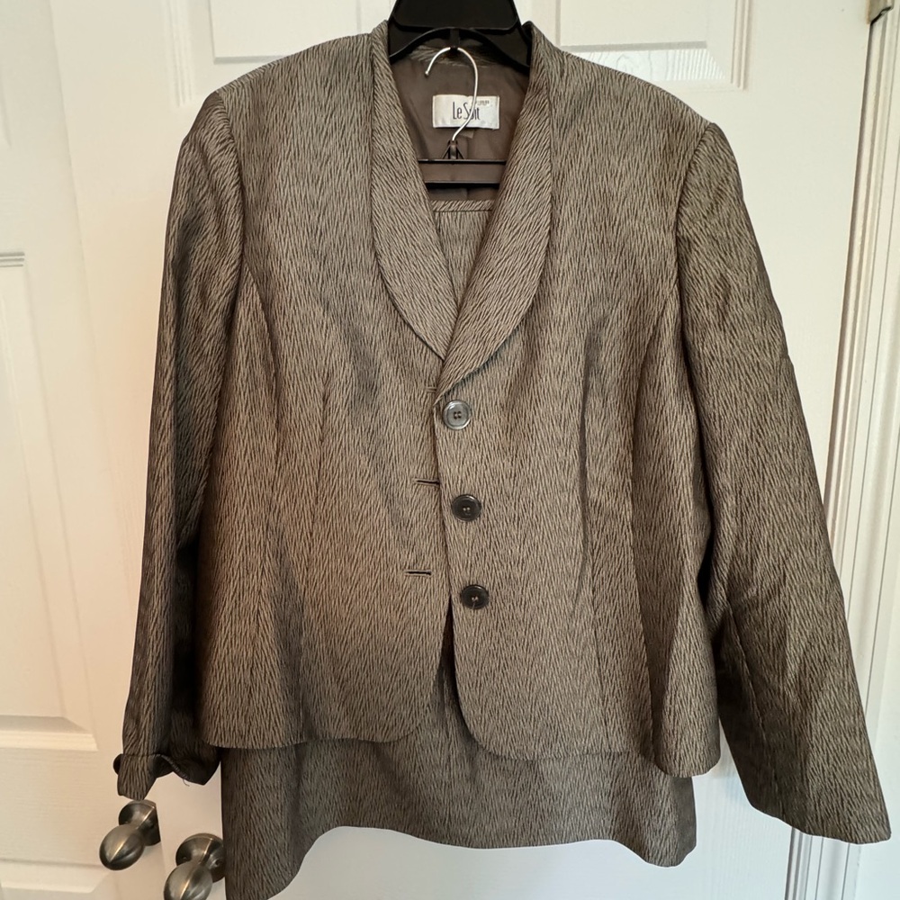 2pc Le Suit suit